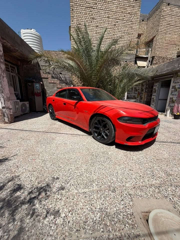 للبيع جارجر موديل 17 بسمي    سعرهه 143
لون برتقالي جاهزه من كلشي 

سعره كلش مناسب ومال جناي سونار وصور حادث كلهه بل منشور 

مكاني بغداد حي اور ***********
