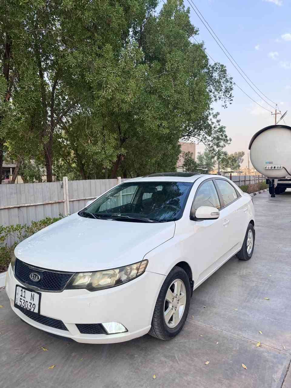 السلام عليكم
🚘 سيراتو خليجي 

2009

المواصفات :

📍 رقم بغداد نكليزي — هزتها جديدة

🔹 محرك 1600

🔹 5 ويل كب

🔹 محرك وكير كفالة

🔹 إشارات بالمراية

🔹 شاشة تدعم Apple CarPlay

🔹 كاميرا خلفية

🔹 تخم تاير صدر كله جديد

🔹 السيارة كلها جاهزة ونظيفة

🔹 تبريد بيانو 

(بيها نصف جاملغ صبغ وجاملغ امامي )

📞 للاستفسار والتفاصيل :*********** 

بغداد حي الاعلام
