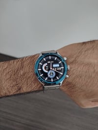 ساعة غنية عن التعريف ابحث عليها تعرف موصفاتها قيم وخذ بدون كسر بل سعر ...