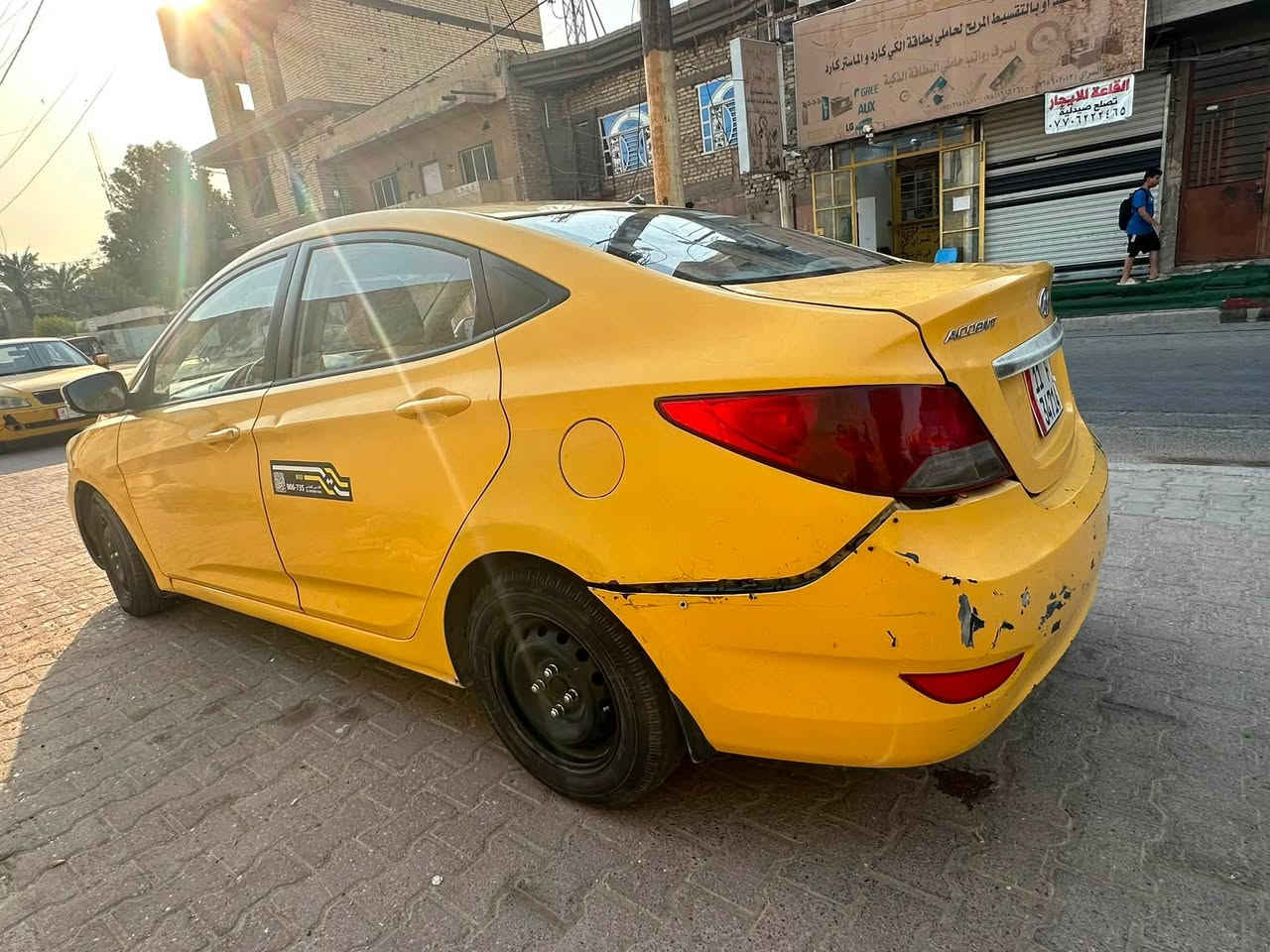 السلام عليك اكسنت موديل ٢٠١٥ وارد خليجي محرك ١٤٠٠ بس التبريد منقص غاز
عنواني بغداد 
للاستفسار ***********
