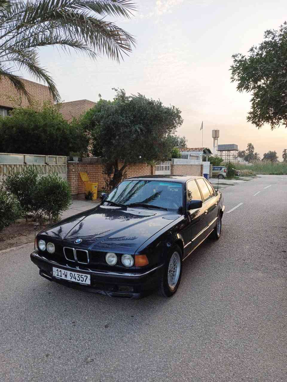 السلام عليكم
سياره BMW
حجم 735
مكينه وگير خير من الله 
سياره حلوه ونضيفه 
تبريد شغال ثلج 
كهربائتها كلها شغاله 
سياره صدرها 75/%
تخم تايرات جدد 
سعر 50$وبيها مجال
العنوان بابل مشروع المسيب 
علمًا ان سياره تحويل ثاني يوم
رقم الهاتف ***********
