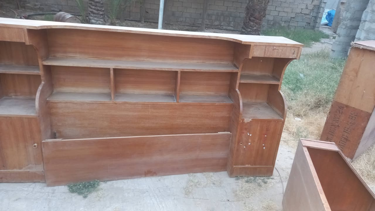 اثاث اخشاب مستعمل 
المكان الحويش 
7 قطع مثل الي بالصورة
السعر 500 الف كلهن 
***********
التواصل ع هذا الرقم
