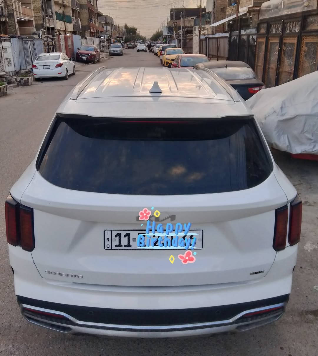 سورنتو هايبرد 2023 وارد امريكي  رقم بغداد  7 راكب vip حادثها صندوق خلفي بدون ايرباك 
. بصمه تشغيل عن بعد . بصمة ابواب اشارة بالمري .  رادارات تحكم كرسي كهربائي  
ساید بريك اوتماتيكي  مقاعد جلد 
 4 وضعيات قياده . كير عادي و او تماتیك . اوتو هولد .  مانع انزلاق 
السعر  240 ورقة وبيها مجال  ***********

