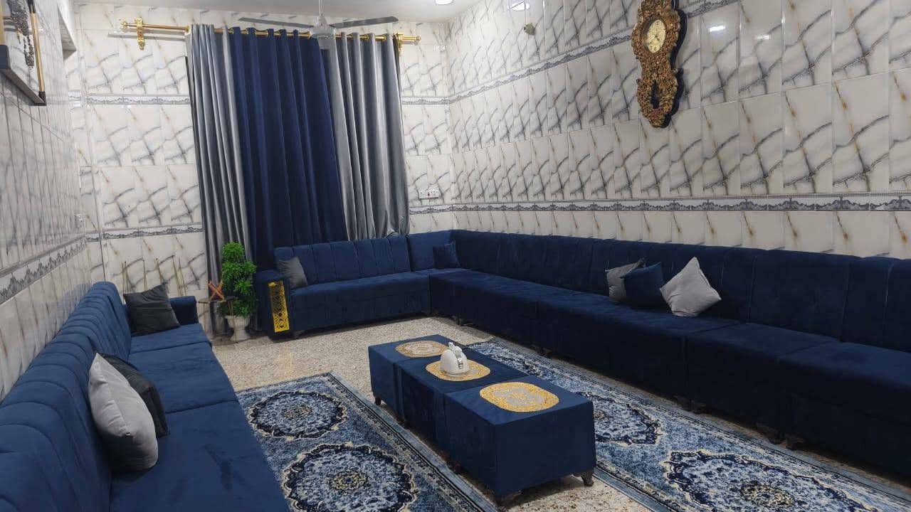 دار للبيع المساحه ٢٥٠ طابو زراعي خلف خالد النجار متكون ثلاث غرف نوم مع صاله واستقبال ومطبخ وصحيات داخليه وخارجية السعر ١٥٠
ت
***********
