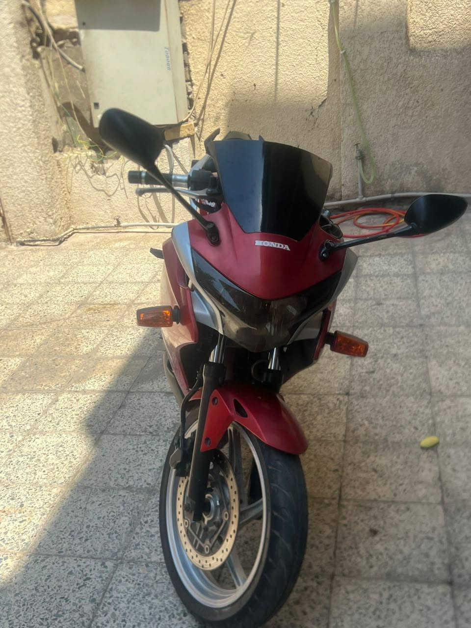 سلام عليكم للبيع SPR هونده محرك 250 نوزل حديث 2018 دراجه ربع نكره محرك بلادي برغي ما مفتوح منه تایرات جدد دراجه جديده شكل كدامك عبالك لعابه والله سكن بغداد العامريه شارع العمل الشعبي سعر مليون 300 وبيهه مجال مراوس حسب القنا***********تصل لایت زنون بيهه بس شاشه طفت فيوزات بس ماندلهن وكتف ش

