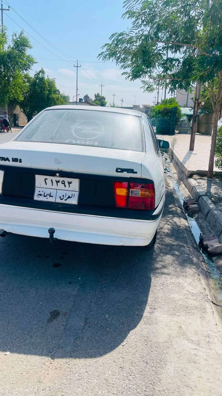 فيكترا ٩٠ • محرك ١٫٨ • اوتوماتيك