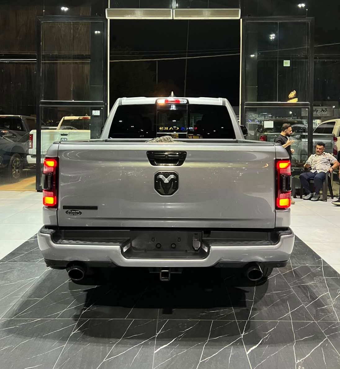 رام. RAM

السعر. 275 ورقة بي مجال 

موديل. 2024
محرك. V8. 5.7
ماشية. 28 الف
باب طويل بدي قصير 
دفع خلفي. 2*4
شاشة تيسلا. نقطة عمياء تحديد مسار 
كشن هيتر. 
ارباك فقط برده طاك 
ضرر جاملغ امامي وخلفي نص باب صبغ بدون دواخل كلشي بشرط
تترقم. اربيل دهوك سليمانيه
رقم الشاصي. 1C6RREFT0RN157742

***********
***********
العنوان. اربيل. أربيل, العراق
