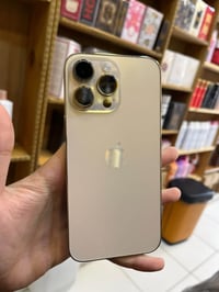 ايفون ١٤ برو ماكس • ٢٥٦ • بطارية ٩٣