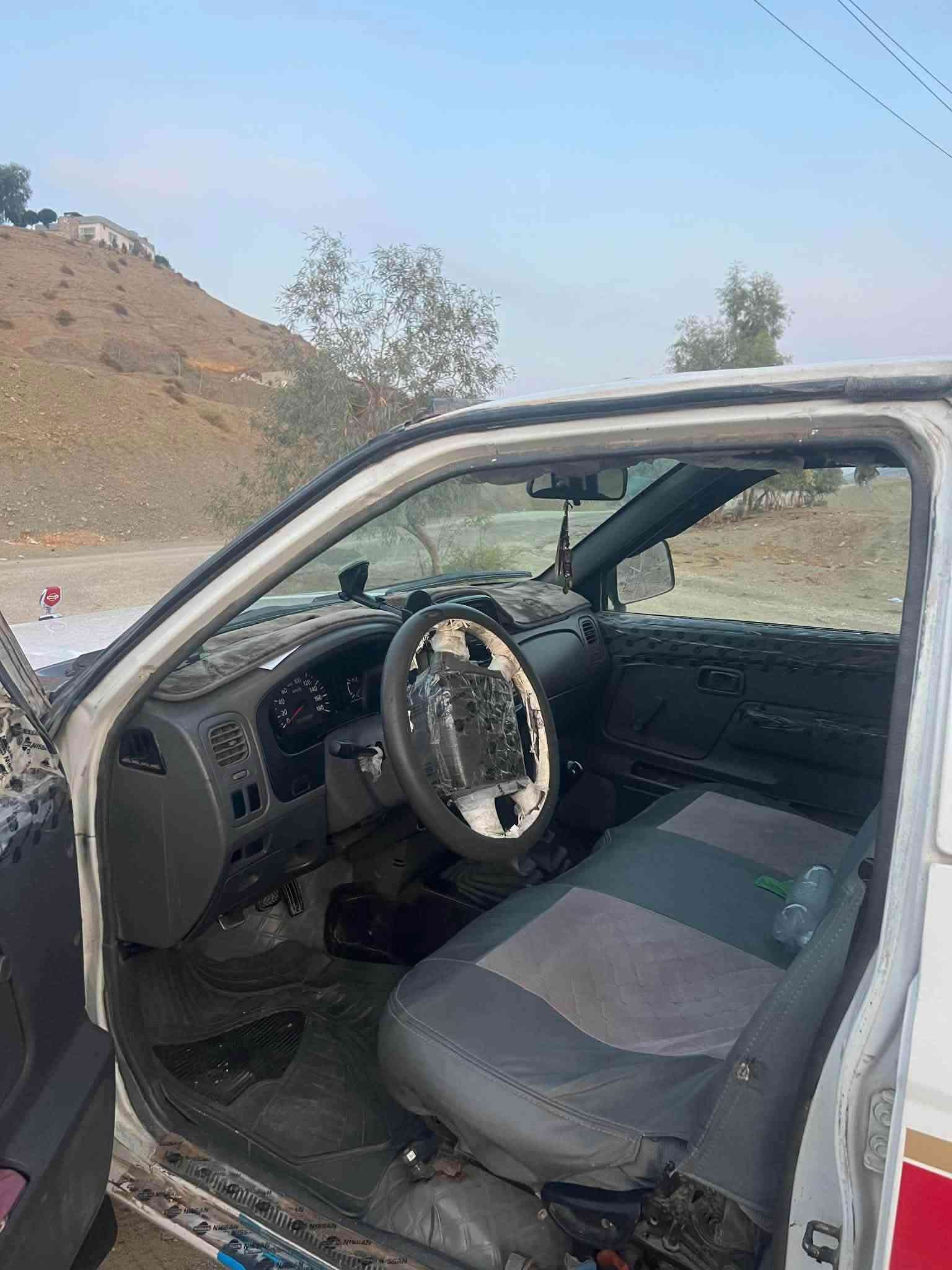 نيسان دبل اكسل • ٢٠٠٣ • بدون لوحات