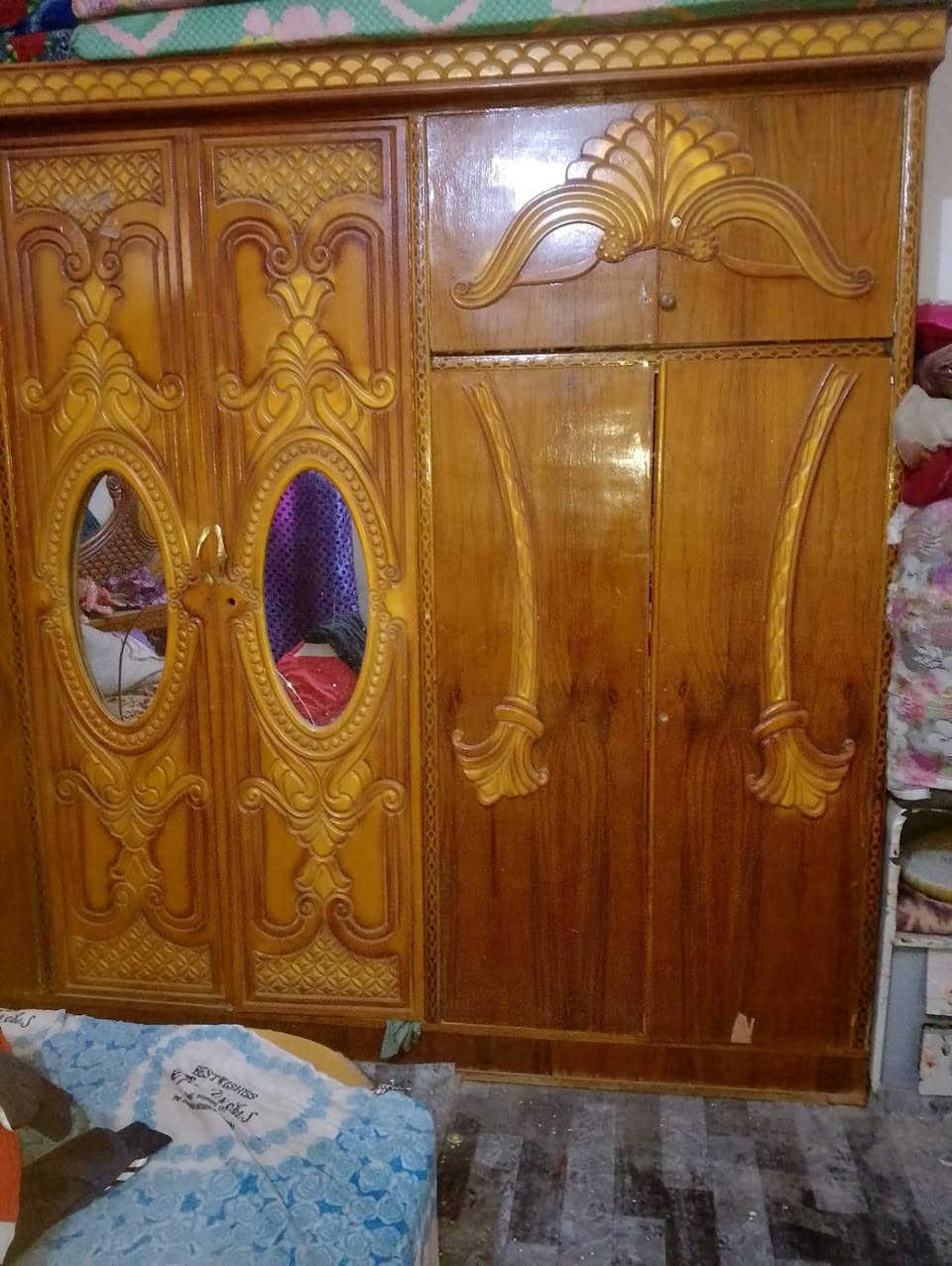 غرفه أخشاب نضيفه للبيع 

للاستفسار ***********
