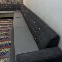 ديوان ١٣ مقعد • استعمال قليل • بلوك اسود