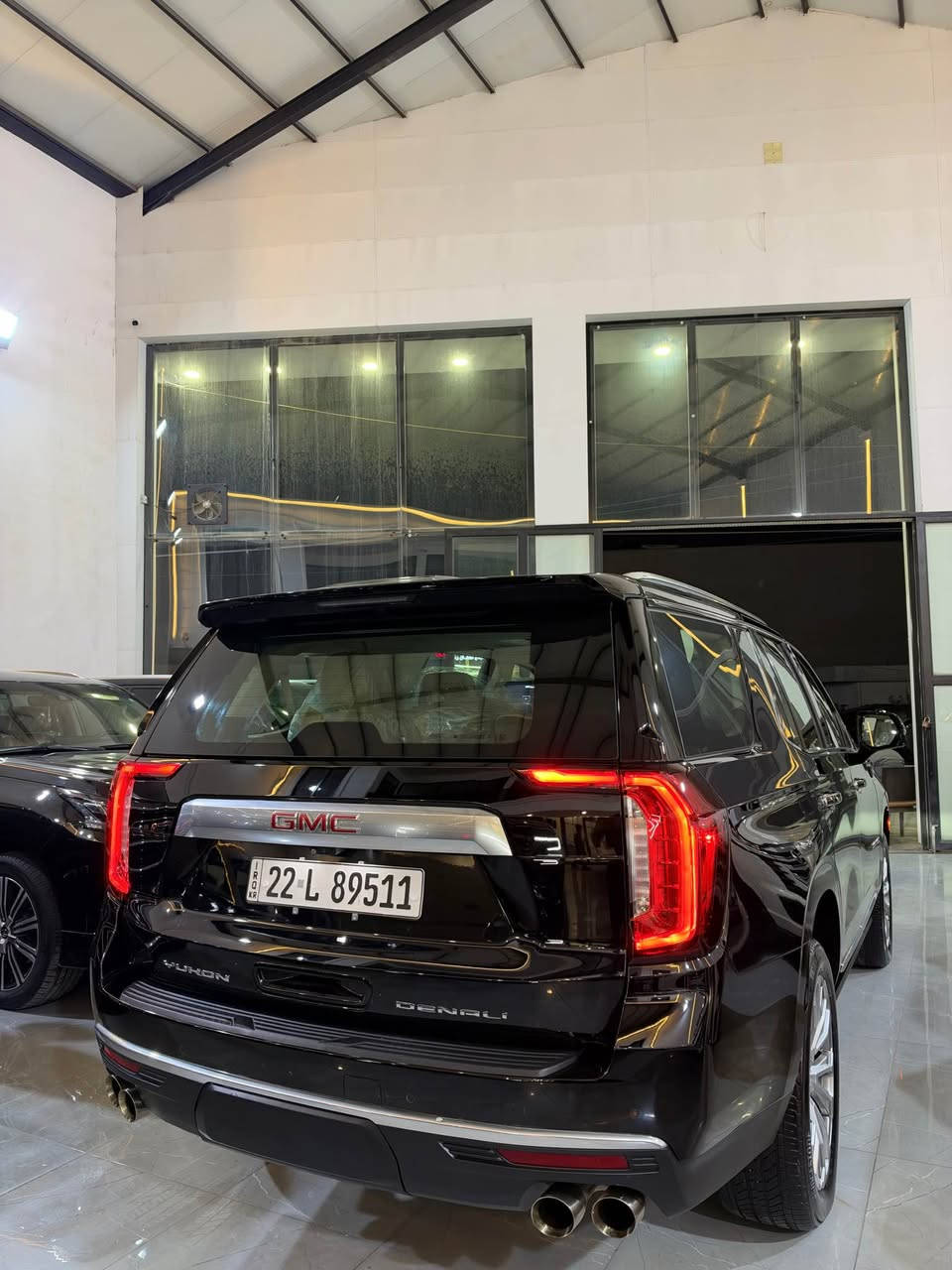 يوكون دينالي • V8 6.2L • ٨ مقاعد