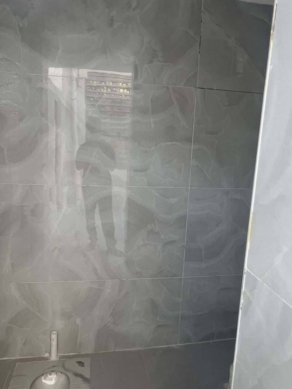 خلفه سيراميك جداري أو ارضى متفرغ حالين شغل عل ليزر درجه اول ***********
