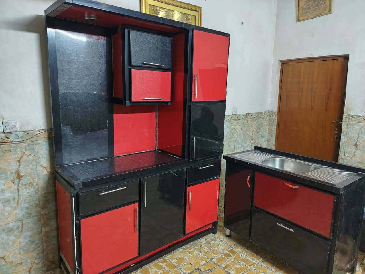 مستعمل ‏*********** كاونترات نضيفه جدا تفصال الاصلي مو سوكي درجه اولى كل اضرار مابيهم كلمن وسعره عنواني بغداد اكو توصيل الاستفسار خاص او وتساب
