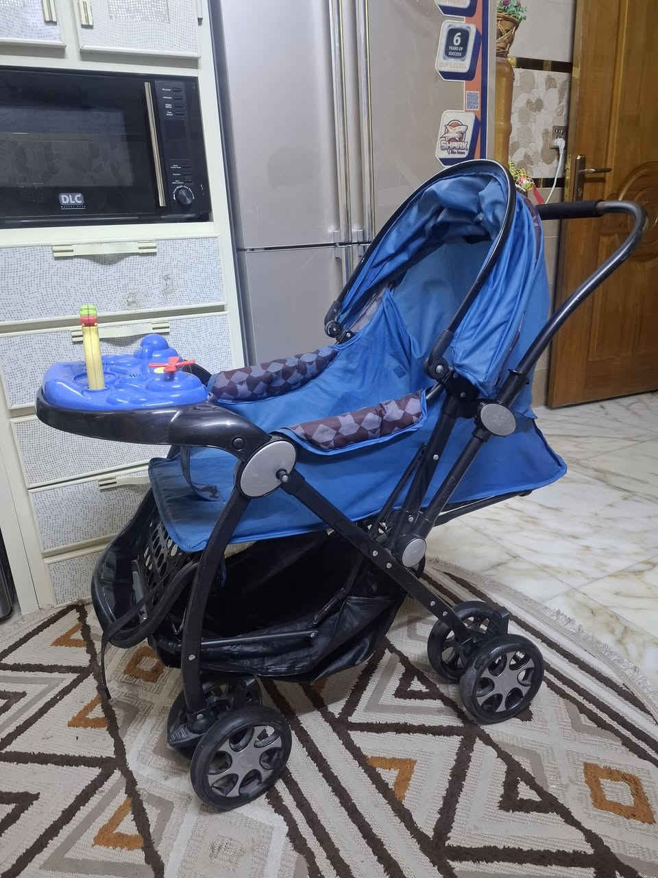 عريانة للبيع قفل ٣٠ الف العنوان بغداد أم الكبر والغزلان الاتصال واتساب ***********
