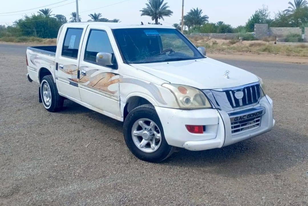 موديل ٢٠٠٩ • قير ومكينه مكفولة • الضلوعية