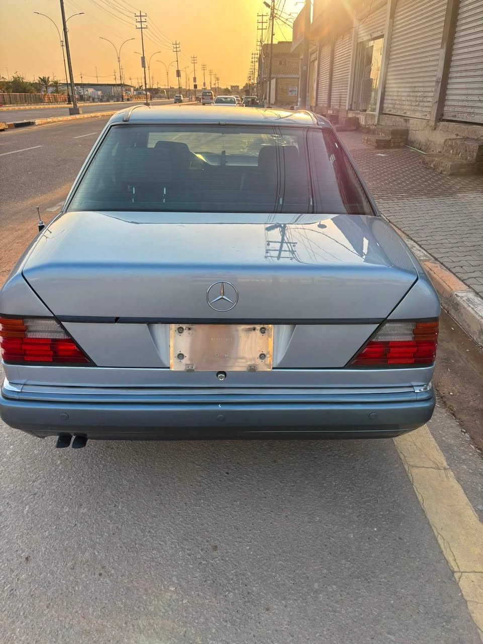 اعلان بيع 🆎

مارسيدس w124  🇩🇪دب 
سياره جاهزه تعمير جديد 
صبغ قماره قبق الجنطه فقط فره كامله مبدله وارد يابان 
غرفه وارد يابان 95 سعفه مخمل كهربائي مع عوازل جديده 
محرك خراطيم m104  تحويره كامله  
تبريد ثلج 
كهربائية شغاله وكامله 
سلايت جديد وارد 
تخم اطار 
حداديه جديده وجاهزه مال بيبي 
تخم سماعات اصليه 

رقم سياره انبار مالك نجف يستلم المشتري سنويه جديده مع لوحات انكليزي 

العنوان / النجف ملحق قريه الغدير 

*********** واتساب 

السعر 90 بي مجال للشراي
