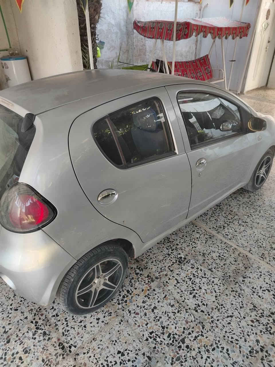 جيلي باندا ٢٠١٢
بغداد
هزه بعدهه ما منتهيه
تبريد شغال خير من الله
كير ميكانيك مو كهرباء
السعر ٤٣
***********
