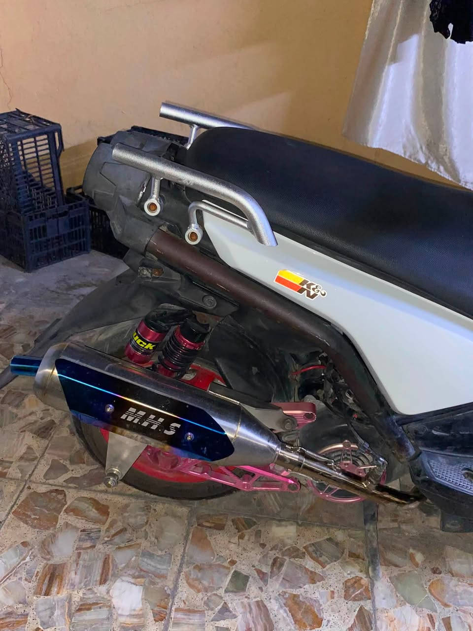 سكنس جبلي للبيع
دراجه حلوه ونضيفه غراضها موجوده قبق هندر والهاوزن البلادي والدبلات مالتها البلاديه هم موجودات لون ابيض جديده وعليها عقل رياضي rs mini وصالنصه بوري عدل كلجاتها قويه بس الامامي شويه تعبان يرادله تبديل ومكينه رياضي 58 مكاني بغداد الدراجه رايدها ب950 وبيها مجال للشراي التواصل واتساب
***********
