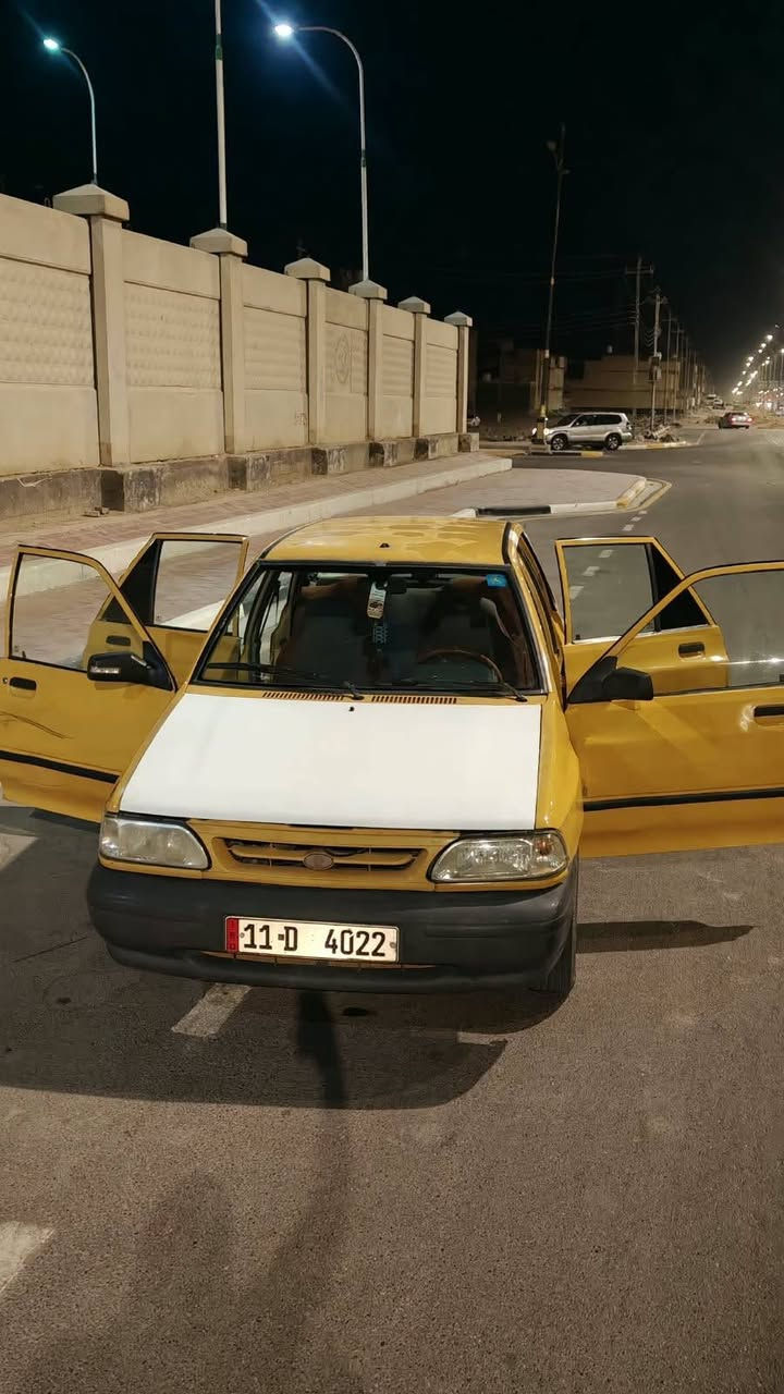 سياره للبيع موديل 11 بيه ضربه بل باب وخياسات بسيطه كير مكينه خير من الله تجي وتشوف بعينك رقم بغداد مشروع وطني شرط التحويل ثاني يوم سعره 23 وبيه مجال بسيط للشراي للتواصل ***********
