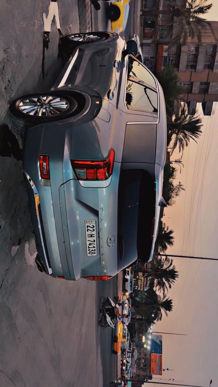 ﷽
للبيع او مراوس بسيارة اقل 
‏Hyundai palisade  2020 calligraphy
هونداي بلسايد كلگرافي 
الموديل :2020
الون : سلفر 
العداد : 87 م

الضرر : بنيد فقط وجاملغ بارد بدون دگة جاكوچ داخلي 

المواصفات :-
1-شاشة عرض داتشو 
2-المحرك   v6    3.8 
3-بصمة تشغيل + بصمة ابواب )  
4-يو اس بي جميع الكشنات (شاحنه)
5-فتحة سقف +بانوراما
6-سماعات هارمن كاردن عدد 16
 7-رادار امامي  + خلفي 
8-حساسات امامي + خلفي 
9-كامرات عدد 6  360 درجة 
10-كشنات امامي خزن ميموري 
11-كشنات كهربائي تدفئة وتبريد🥶
12-انارة داخليه (محيطيه) + انارة دشبول 
13-بردات جانبية
14-تبريد مركزي امامي + خلفي منفصل التحكم
15-تحكم ستيرن + شفتات
16-تدفئة ستيرن 
17-مرايا هيتر + تعتيم 
18-صندوق كهربائي وحساس عند الاقتراب
19-وضعيات قيادة  (5)
20-ويل كب حجم  20 
21-اوتو هولد + نقطة عمياء 
22-سايد بريك بصمة + مثبت سرعة
23-شحن وايرلس 
24-إشارات بالمرايا  + إشارات جانبيه
25-اوتو هولد 
26-تحديد مسار
27-شاشة  كبيرة
28-تشغيل عن بعد .
29-كشنات تدفئةتبريد
30-دفع رباعي 
31-نظام مانع انزلاق 
32-نظام نزول منحدرات
وبعد بيها هوووواي مواصفات معروف الكلگرافي الVIP فول 1/1

***********

ملاحظة السيارة يحتاجلها فقط بوليش
