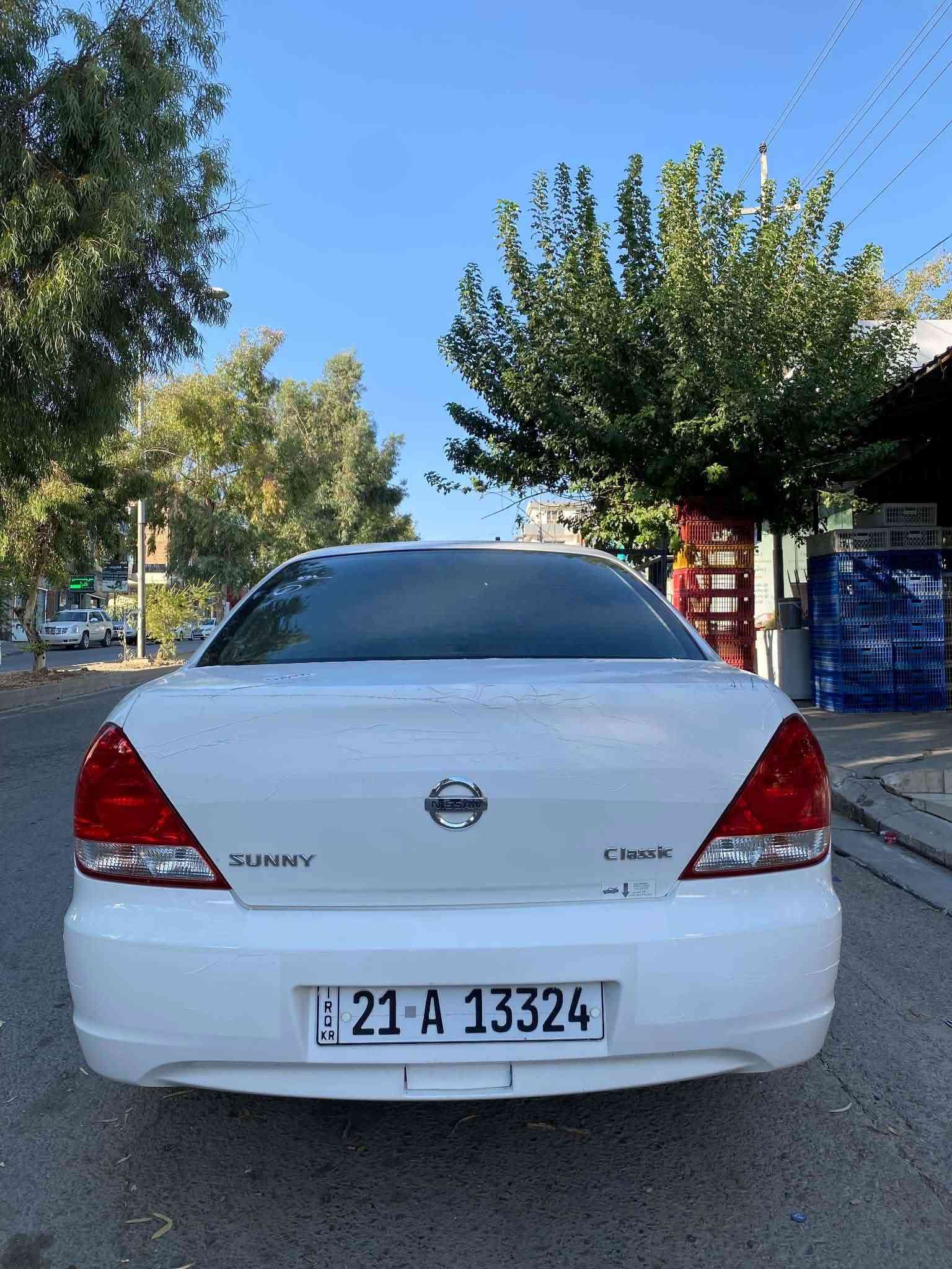 سەنی یابانی 2011
گێڕ و مەکینە و تەبرید بەشەرت 
159 هەزار رۆشتوە 
چوار تایە و ویلی لۆکی شەریکەی لە ژێرە سەنەوەی تا 31 تازەیە دووپەڵەی بچووک بە سنوقەکەوەیەتی 
سعری 113 گەلا مەعامەلە 
***********
TB سەیارەکە هی من نیە تێل بۆ خاوەنی بکەن جوابی نامە و کۆمێنت نادەمەوە
