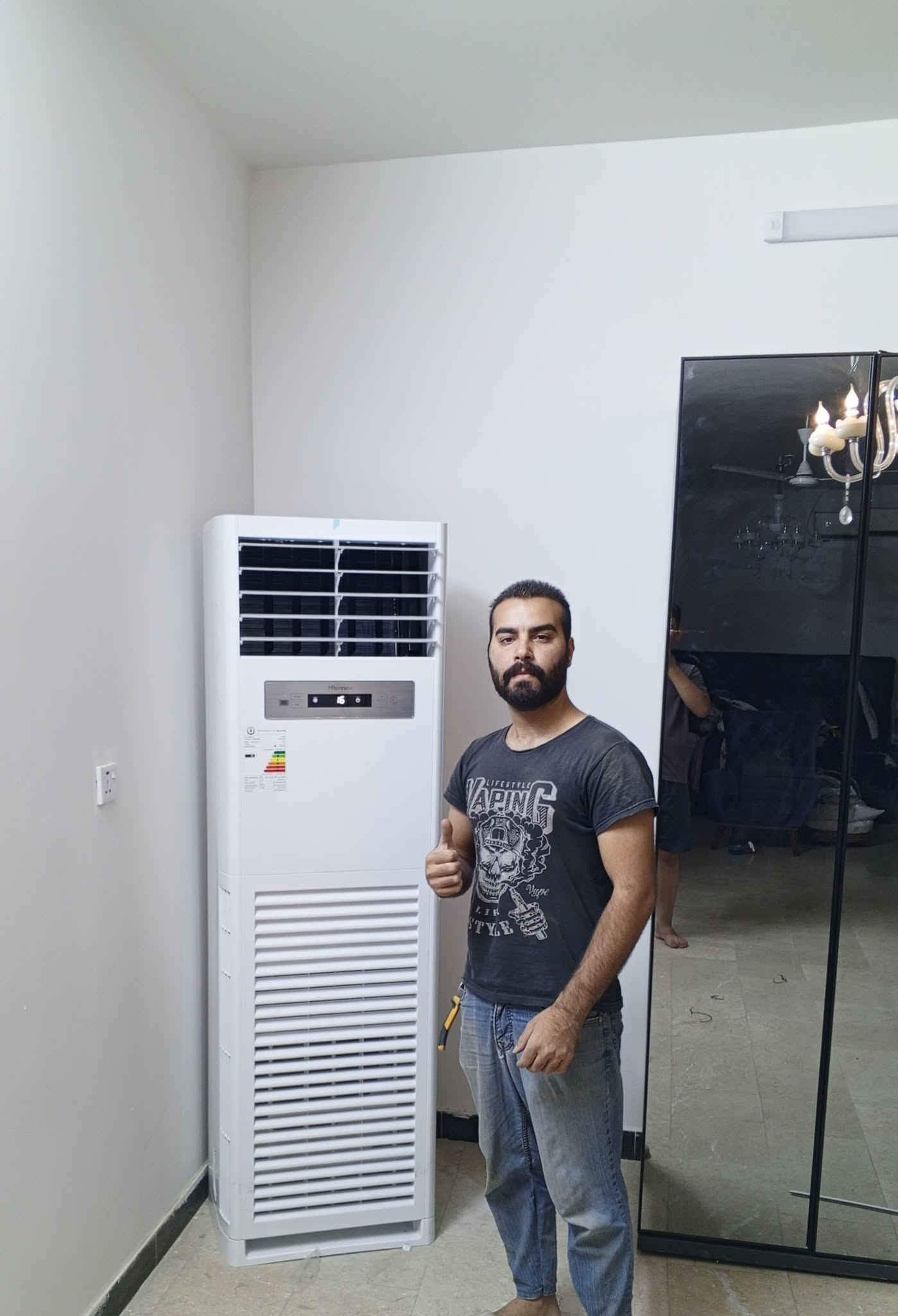 ورشه تبريد متنقله في بغداد 🌐 
لتنصيب وتركيب سبالت ❄️ وفتح سبالت ❄️ وغسل وتنظيف جميع انواع السبالت 💧
📍(نصلكم جميع مناطق بغداد 🌐) 
////////////////////////////////////////////////
♦️جزء من اعمال ورشتنه لهذا الاسبوع ♦️
1️⃣ تنصيب سبالت نوع توسوت TOSOT البلسان 2طن 3طن غاز 410R في منطقه المنصور/ ولبياع
2️⃣ تنصيب سبالت نوع (كري/ميديا/اوكس/LG) تحكم بالامبيريه 
3️⃣ فتح سبالت أخرى مع غسلهن عدد 3💧
✅ نصلكم جميع مناطق بغداد 🏠
✅ سرعه في إنجاز العمل مع ضمان 

⭕ للتواصل عبر الرقم:
📱*********** واتساب ✅ 
او مراسله الصفحه 📩
