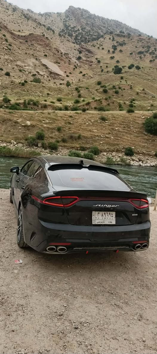 المحرك: 4 سلندر 2000 سي سي بنزين  تيربو

الويل: 18 إنج

• شاشة وسطية كبيرة لمس

• نظام ملاحة GPS

• Apple CarPlay & Android Auto

• كاميرا خلفية عالية الدقة

• حساسات أمامية وخلفية

• رادار النقطة العمياء

• تحذير مغادرة المسار

• مثبت سرعة ذكي

• أوضاع قيادة متعددة (Sport / Comfort / Eco / Smart)

• كراسي جلد رياضية

• كراسي كهرباء للسائق والراكب

• ذاكرة مقعد السائق

• تدفئة وتبريد للمقاعد الأمامية

• تكييف أوتوماتيك ثنائي المناطق

•  فتحة سقف بانوراما

• نظام صوت فاخر Harman Kardon

• عدادات ديجيتال رياضية

• مرايا كهرباء مع طي وإشارة

• أنوار LED أمامية وخلفية

• جنوط ألمنيوم 18 إنج

• فرامل رياضية عالية الأداء

• نظام الثبات الإلكتروني ومانع الانزلاق

• فرامل يد كهرباء + Auto Hold

• نوافذ كهرباء بالكامل

• قفل مركزي + إنذار

• صندوق خلفي كهرباء

حساسات مطر وإضاءة تلقائية

 الضرر:جاملغ او ربع البنيد فقط 

للبيع او مراوس 

السعر 140

نص مكتوب في الصور:
- 2d_di