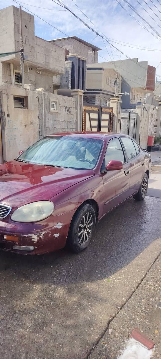 سلام عليكم عندي سياره للبيع دايو موديل 2000 مكينه  عشرين قبق أسود مكينه وجير شرط سنوية ٢٩ شرط تحويل مكان حي صدام سعر 27 بيه مجال ***********و ***********

