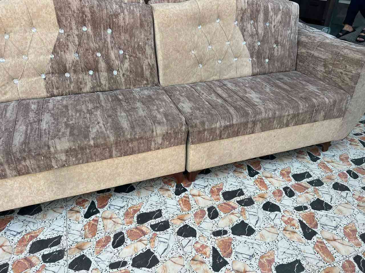 ديوان • تركي • حي عدن
