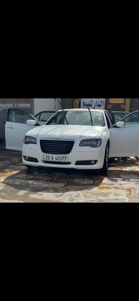 السلام عليكم

للبيع اوباما موديل 2012 محدثه الدعاميه الاماميه فقط فول Sسياره كندي حادث جاملغ وبنيد عكس جهت السايق وصور مرفوقه بلمنشور سياره حداديه جديده وتبريد خير من الله 
مواصفات سياره معروفه فول S
شاشه جبيره 
كير طياره 
داخل اسود جلد
تحكم بلستيرن
كشنات تدفه
خزن ميموري 
برده خلفيه
دمام بلجنطه
مكان سياره بابل الهاشميه سعر خاص او اتصال عل  *********** واتساب
