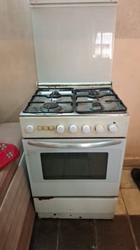 ٤ عيون • بوتاجاز
