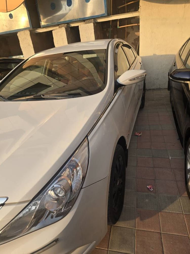 سوناتا ٢٠١٢ خليجي ابيض 
مكلف بالنشر للاستفسار الاتصال على الرقم ***********
سيارة فول نضافه واحبى من الصور 
قطعتين بنيد مبدل بلادي بدون صبع وشويه بالجاملغ 
سيارة ترايها وين ميعجبك 
رقم انبار مكانها فلوجة الفلوجة, الأنبار
