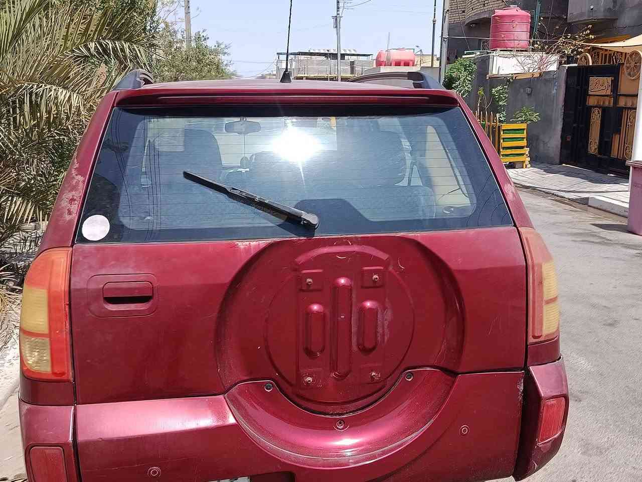 السلام عليكم 

تيكو ١٣سنوية منتهية باسمي 
تبريد ثلج 
محرك خير من الله 
كير محتاج عينة كلج نص عمر
تايرات امامي جديد ٢٠٢٦
سبير موجود
نوزلات بلكات جدد ادامة كاملة فيتبم جديد 
شاشة جديدة بلوتوث 
حدادة جيدة 

بيها رجفة كظة خفيفة بداية التشغيل تروح بلمشي بسبب الكلج نص عمر 
مشط ستيرن شغال بس يسرب دهن يحتاج تبديل 
بيها خياسات واضحة بلصور

ابيع كوم حديد 
السعر المطلوب ٣٣ ورقة وبيها مجال قليل 
العنوان/البصرة-دور الشرطة

*********** البصرة, العراق
