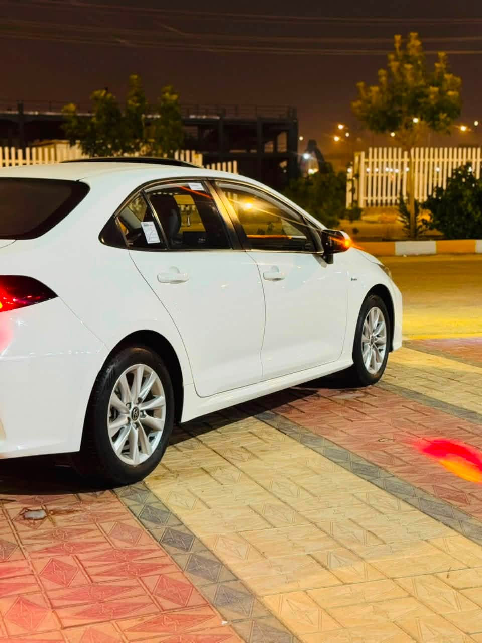 للبيع فقط 
كورله هايبرد موديل 25 مكفوله كفاله عامه 
ماشيه 20 الف فقط 
السعر 162
رقم الهاتف :***********
