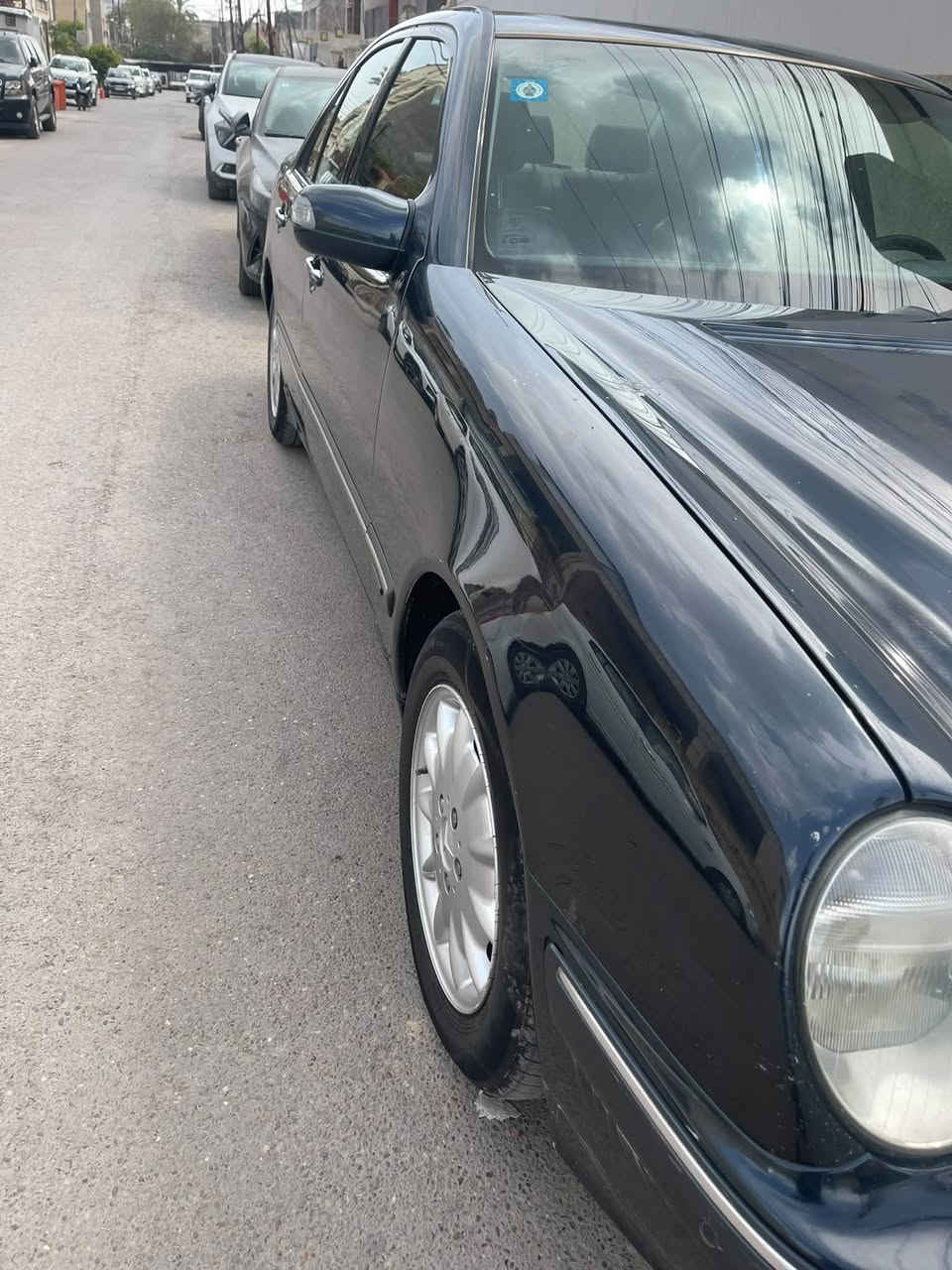 سلام عليكم
للبيع مرسيدس ام عيون موديل 1997 
مكينة V مكفوله 
تبريد شغال
غرفة جلد بلااد
تخم تاير جديد باتري جديد
فيت بم وفلتر جديد 
سياره جاهزه 
رقمهه بصره الجديد بسمي
السعر 108 وبيهه مجال المكان بغداد 
***********
