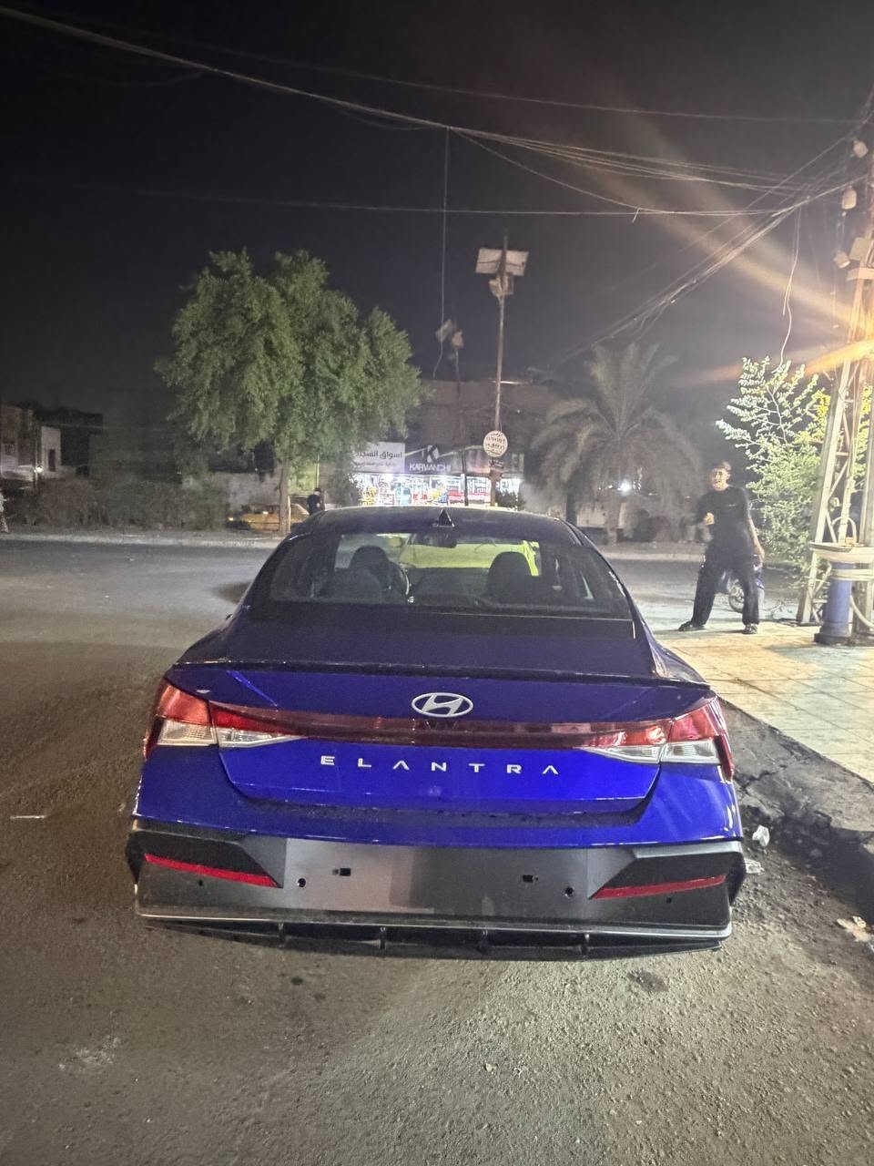 سلام عليكم
النتره ٢٥ ٢٠سي ال سبورت بدون ايرباك نص موصفات حره دخول جديد باسمي 
ماشيه ٨٠٠٠

سعر ١٤٥

سياره جاملغ وشويه من باب جاملغ صبغ وباب كلير

***********
