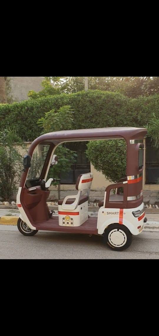 تك تك شحن • ٦ بطاريات • حجم كبير