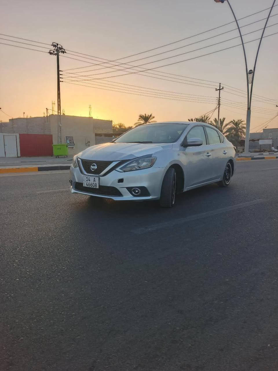 نيسان سنترا 2018 امريكي حادثها جاملغ خلفي وشوي من الصندوك رقم بصره ب اسمي السياره جاهزه السعر 85 للاستفسار ***********
