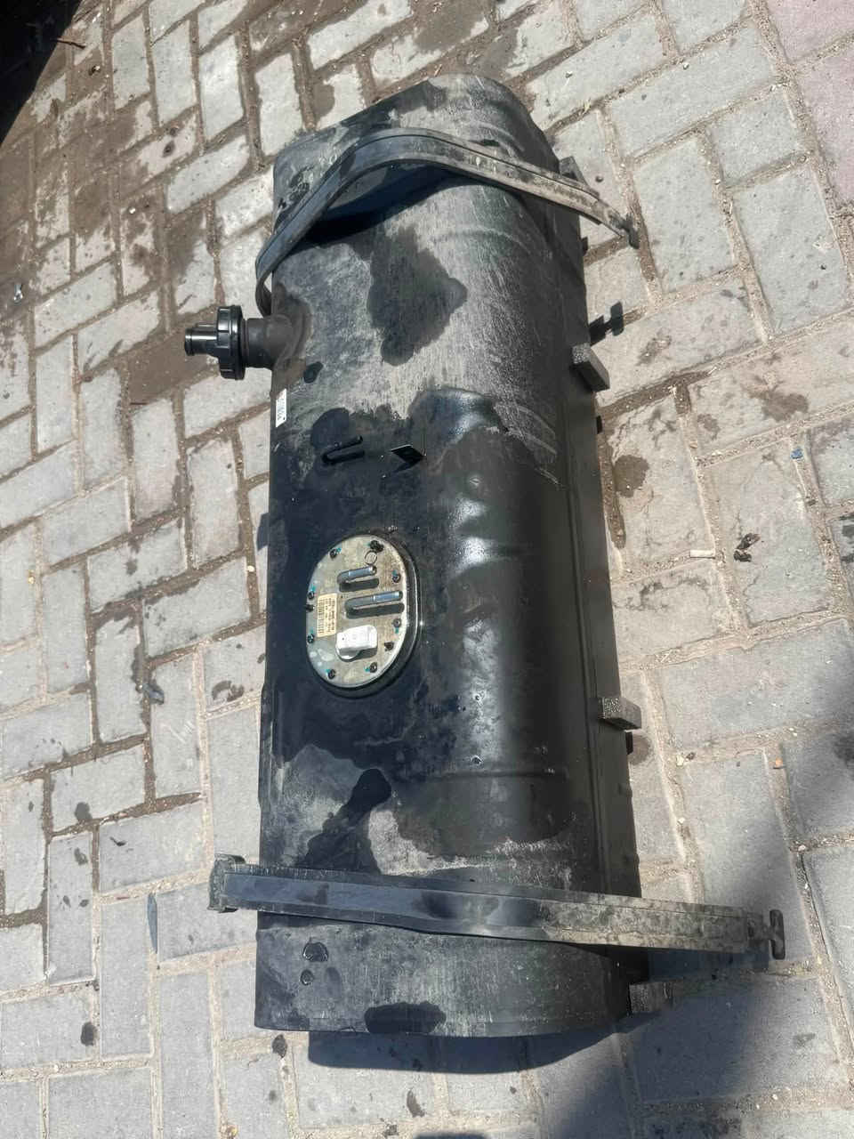 السلام عليكم
خزان كاز كيا فحل ٢٠٢٦ بلادي ابو ل٦٠ لتر   
لمكان بغداد مدينه الصدر 
رقم ***********
السعر ١٠٠ وبي مجال

