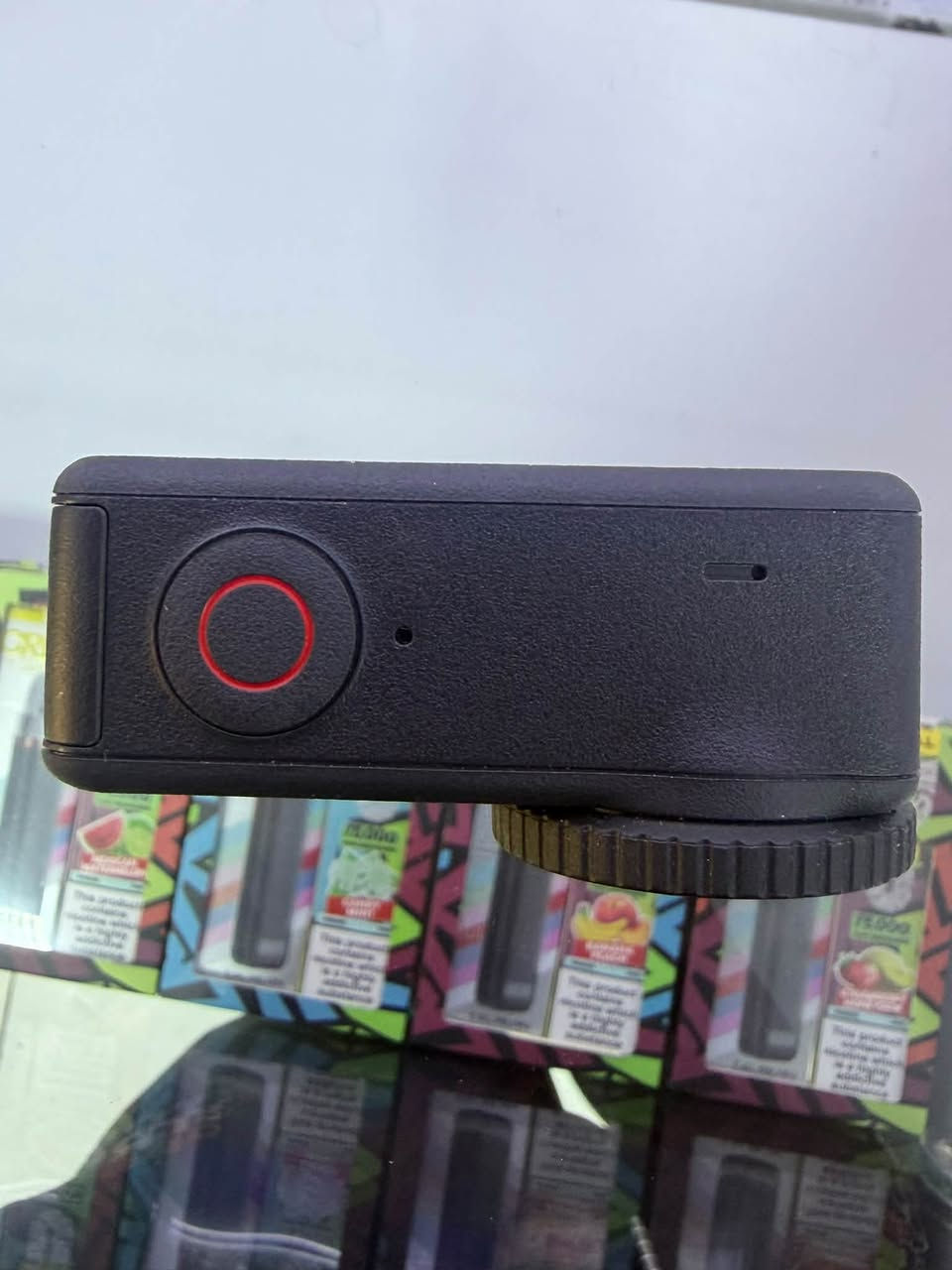 � للبيع DJI Osmo Action 6 – فلاغشيب أكشن كاميرا 🔥

📸 المواصفات:
• حساس 1/1.1” CMOS
• عدسة بفتحة متغيرة F2.0 – F4.0
• تصوير فيديو لحد 8K / 30fps
• تصوير 4K / 120fps للـ Slow Motion
• Slow Motion لحد 1080p / 240fps
• تثبيت إلكتروني RockSteady 3.0 / 3.0+
• HorizonSteady لتثبيت الأفق لحد 4K/60fps
• تصوير ليلي SuperNight
• تصوير صور بدقة تقريباً 38MP
• تخزين داخلي 50GB قابل للاستخدام + دعم microSD لحد 1TB
• شاشتين أمامية وخلفية Touch
• مقاومة للماء لحد 20 متر بدون كيس و60 متر مع الكيس
• بطارية تصل إلى 240 دقيقة بظروف الاختبار الرسمية
• Wi-Fi 6 وBluetooth

📦 الحالة: نظيفة جداً
📍 المكان: بغداد
💰 السعر: 
📩 للاستفسار والتواصل:***********

المواصفات أعلاه حسب مواصفات DJI الرسمية.
