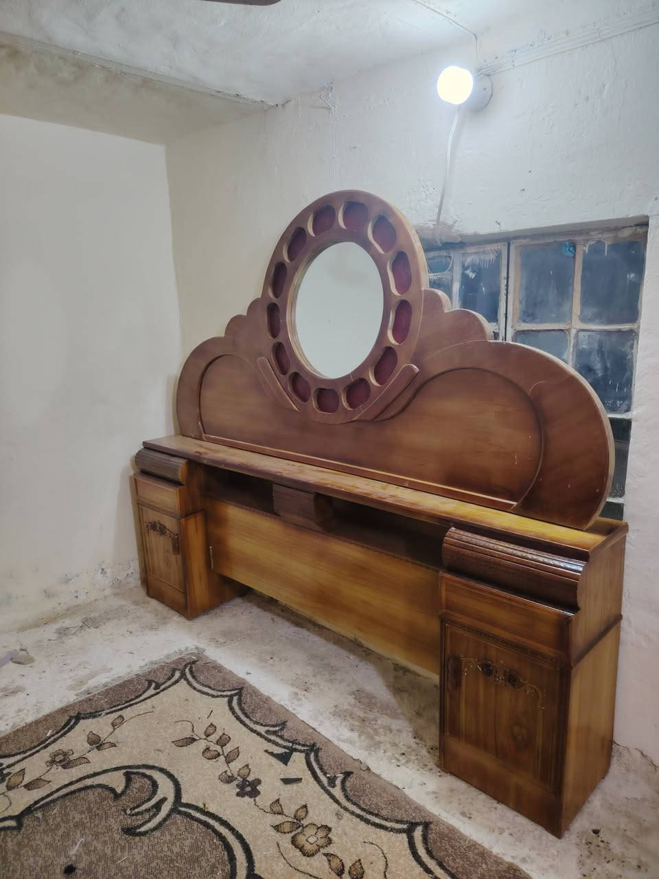 غرفه اخشاب شغل عراقي جديده ما مستخدم جديده 
الستفسار على الرقم 
***********
