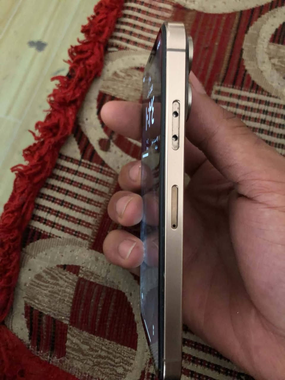 آيفون xمحور 16دكمه ال بل صفحه واكعه وضهر كدام عينك جهاز شغال ب 160بي مجال مكان سبع البور واتساب ***********
