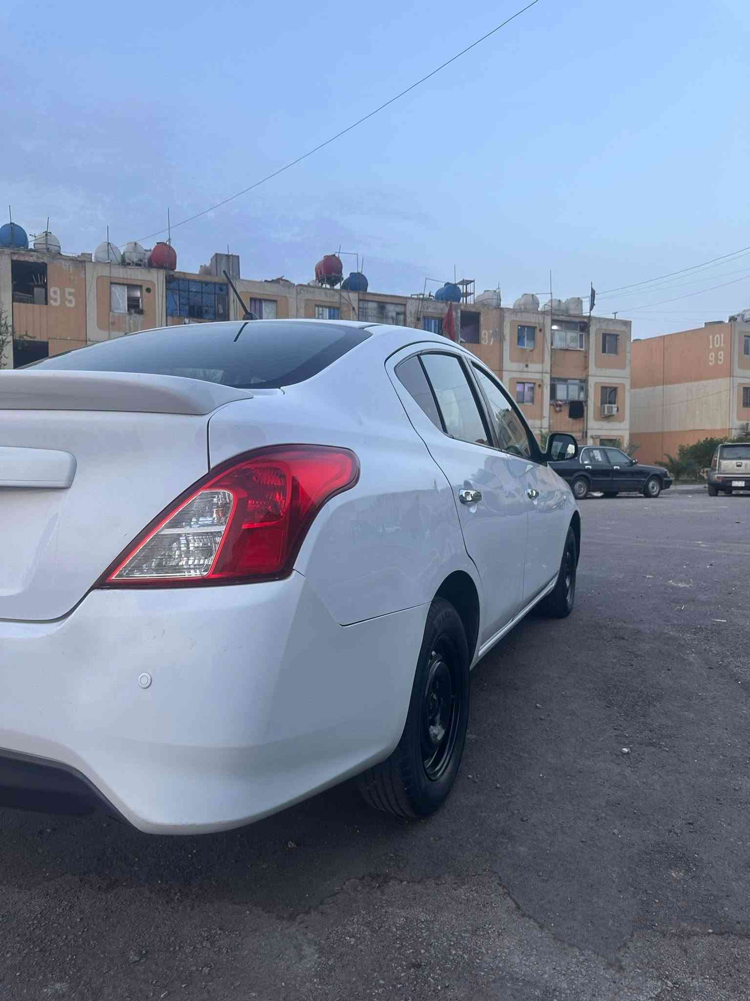 صني هندي • ٢٠١٨ • ماشي ١٨٥٠٠٠