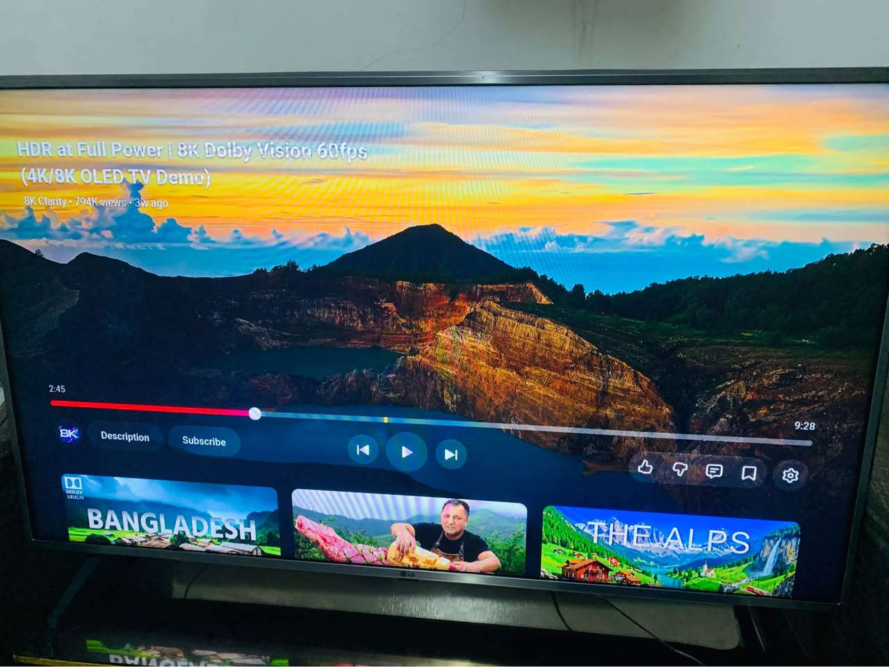 ئەگەر بەدوای تیڤییەکی بەهێز، کوالێتی بەرز و دیمەن ڕووندا دەگەڕێیت، ئەمە باشترین هەڵبژاردنە بۆ ماڵەکەت:
 مارکە: LG (ئێڵجی) Original
 قەبارە: 49 ئینچ
 دیزاین: ئیتاڕی ستیلە لە ڕەنگی ڕەساسی دیزاینێکی زۆر ناوازە و مۆدێرن
 مواسەفات: فول فول مواسەفات، خاوەنی باشترین کوالێتی ڕەنگ و دەنگ
 دۆخ: لە لوتکەی خاوێنیدایە؛ تەنها خەتێکی زۆر باریک لە بن ئیتارەکەی بەشی سەرەوەیدایە، تا بەخۆم نیشانت نەدم نایبینی و هیچ کاریگەرییەکی لەسەر ڕەسمەکە نییە.
 ناونیشان: هەولێر - دارەتوو
 دیاری تایبەت: 🚚 گەیاندن بۆ ناو شاری هەولێر بەخۆڕاییە!
📞 تێبینی بۆ پەیوەندیکردن:
تکایە مەسج مەنێرن؛ ئەگەر مشتەری جدییت و دەتەوێت ڕاستەوخۆ مامەڵەکە بپچڕێنیت، تەنها لە واتسئاپ (WhatsApp) پەیوەندی بکە.*********** أربيل, العراق
