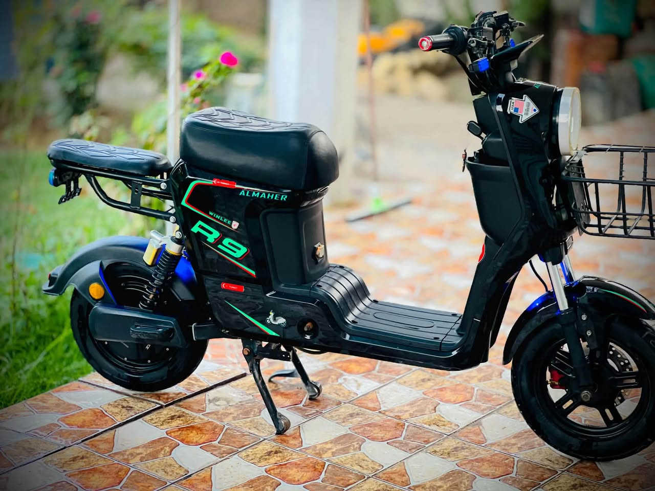 R9 خمس بطاريات جديد  
سعره425 
***********
