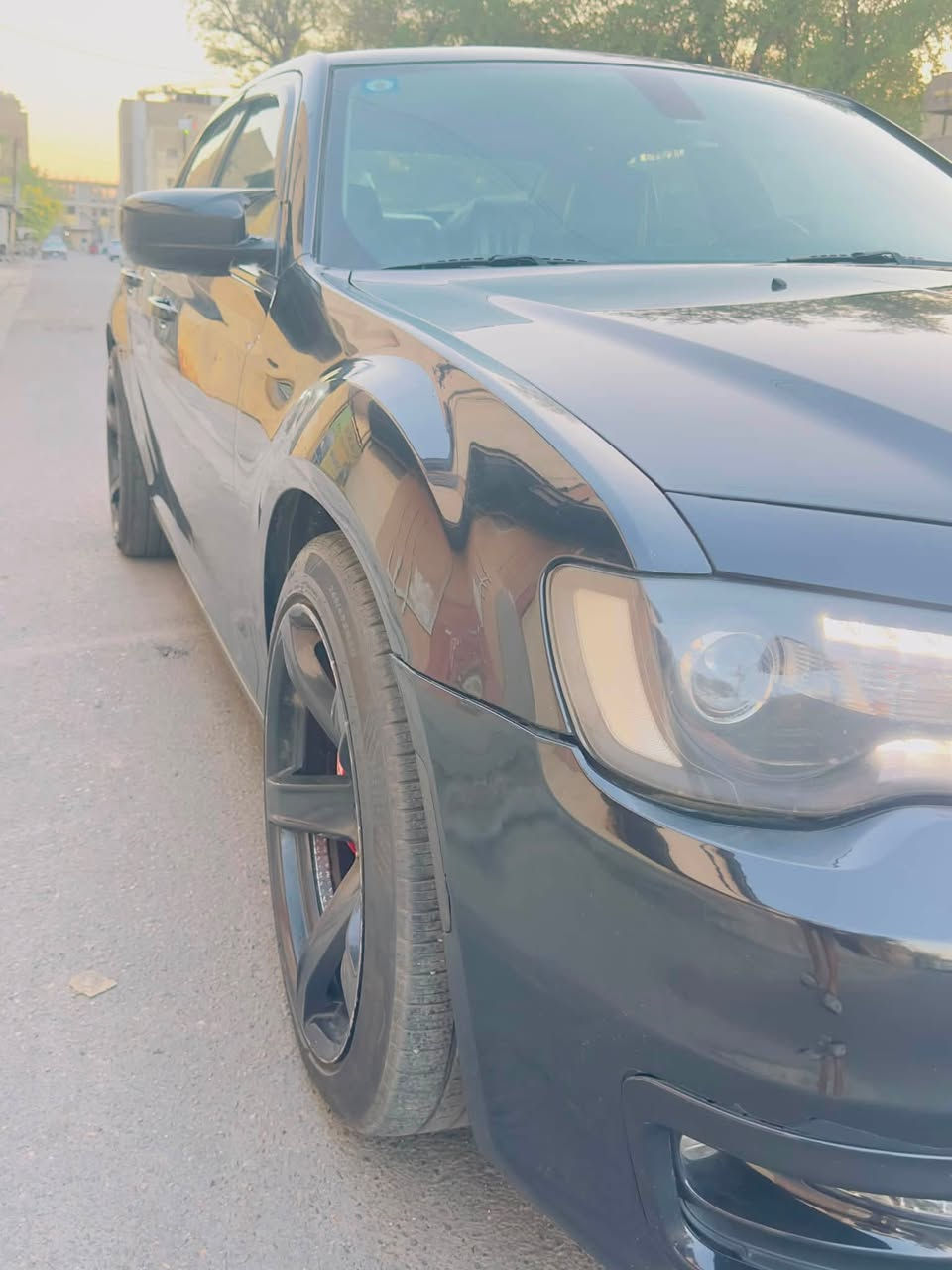 كراسيلر c300 موديل 2019 لون اسود رقم بغداد وارد كندي كلين
مواصفات السياره

دفع خلفي

بانوراما 

كشنات اماميه تدفئه وتبريد وكشنات خلفيه تدفئه 

مكينه 6 سلندر 3600 المرغوب

ويل نجمه وتخم تاير كوري جديد 

لايتات زنون عدسه 

ممشى السياره 53 مايل

سيستم سماعات هارمن

ايرباكات سليمه

السياره بيه فقط ملاحظات مرفقه بالصور سونارها

للاستفسار الاتصال على الرقم ***********
