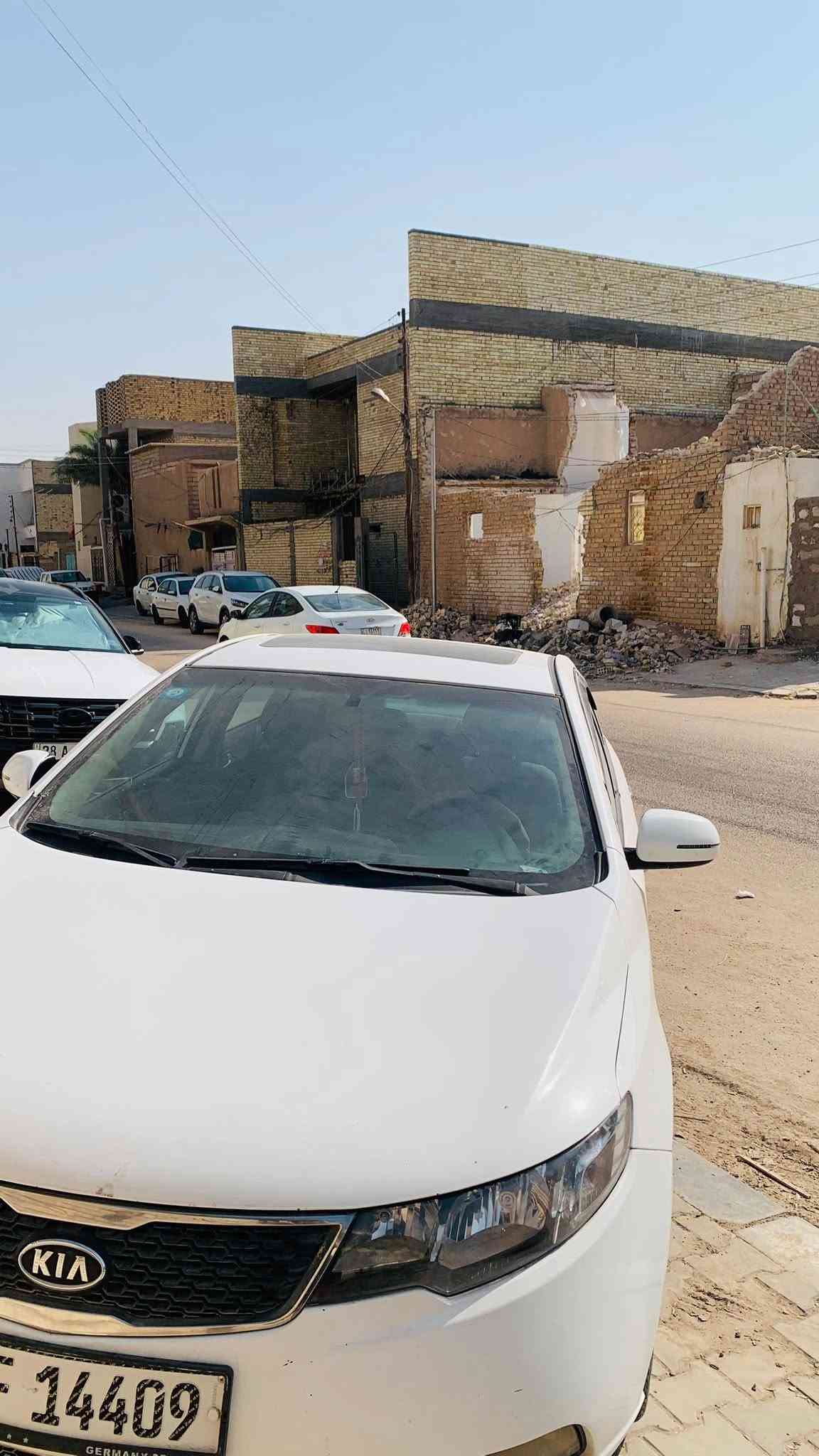 سيراتو2012 فول مواصفات واحد على واحد
بصمة تشغيل
فتحة سقف
مري شفط
شفتات ستيرن
تحكمات ستيرن
تبريد ابيانو
رقم انكليزي نجف
حساسات خلفية
كير ست نمر
شاشة عرض
تبريد ثلج
سياره بيهة صبغ دور الجاملخ الخلفي وبيبان بخة بدون ضربة  ودواخل
السعر102بيه مجال
للاستفسار الاتصال ***********
مكان نجف
 بيع او مراوس بتوكسان  عالي
