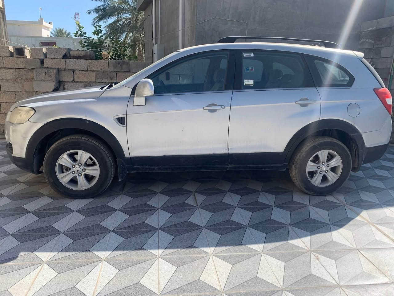 شوفرليت كابتيفيا للبيع رقم دهوك دولي
محرك كير كامري شرط تبريد شغال
صدر نضيف طخم تايرات جدد. سيارة جاهزة ماناقصها شي
السعر 70 ورقة مجالها قليل
اتصال ***********
