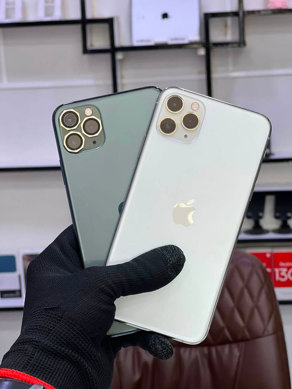 السلام عليكم متوفر قطعتين:
♠️آيفون 11 Pro Max شرق اوسط(خطين) ذاكرة 256 بطارية 75 الجهاز مكفول وضمان✔️.
♠️آيفون 11 Pro Max شرق اوسط(خط واحد) ذاكرة 256 بطارية 75 الجهاز مكفول وضمان✔️.

☑️***********☑️

☑️مركز سفن فون للهواتف النقالة☑️
